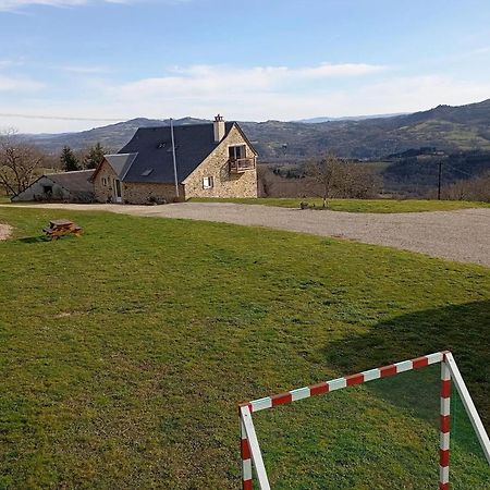 Appartement Charmant A Saint Come D'Olt Vue Montagne 80 M² Balconc Exterior photo