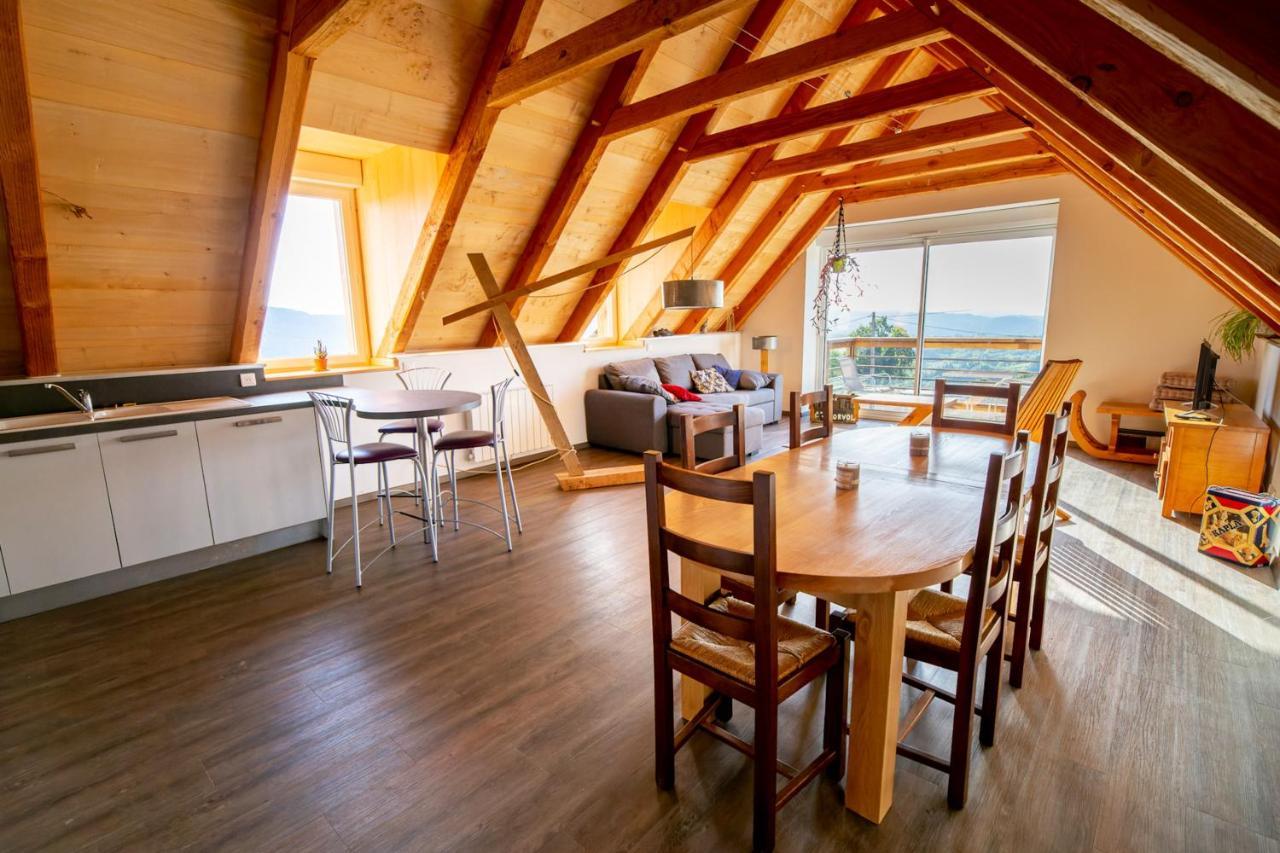 Appartement Charmant A Saint Come D'Olt Vue Montagne 80 M² Balconc Exterior photo
